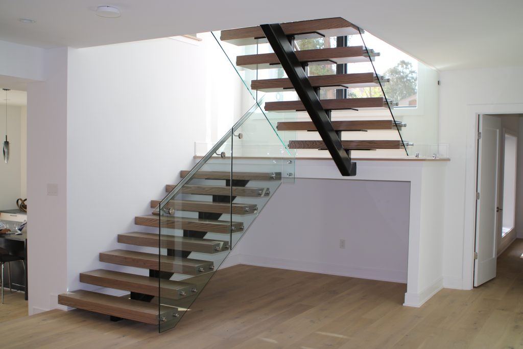 Example of Stainless Railing with Frameless Glass