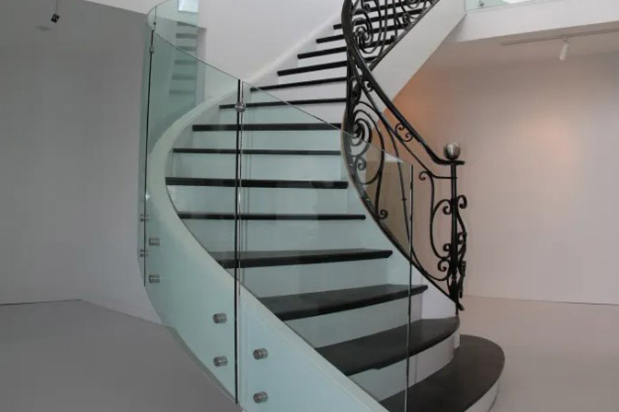 Example of Architectural Metal Railing and Frameless Railing